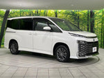 VOXY HYBRID 4WD