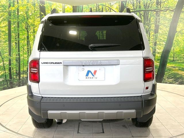 LANDCRUISER 250