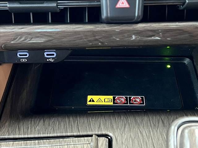 VELLFIRE  HYBRID