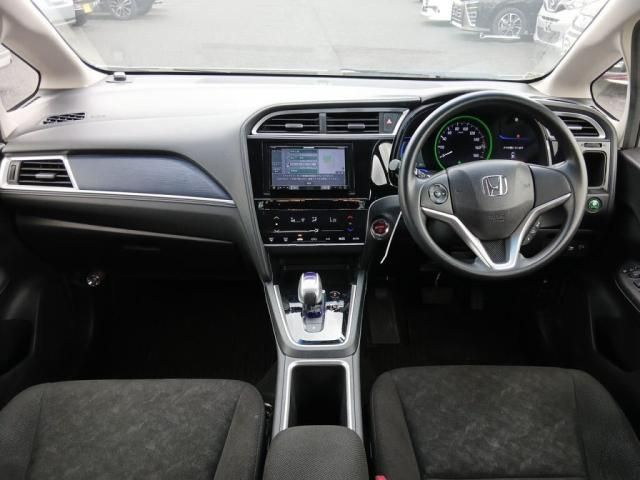 SHUTTLE HYBRID