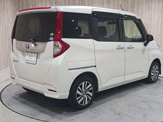 ROOMY