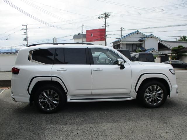 LANDCRUISER wagon