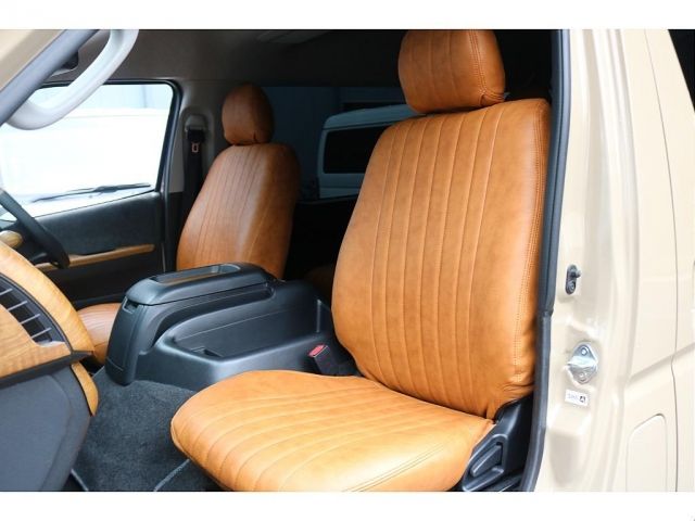 HIACE wagon