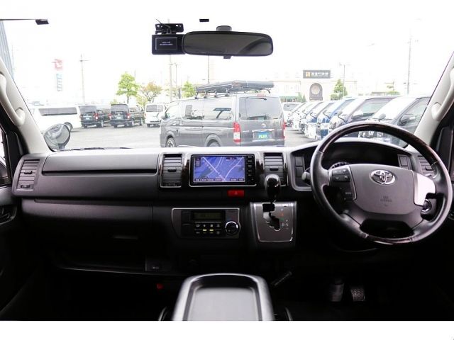 HIACE van 2WD