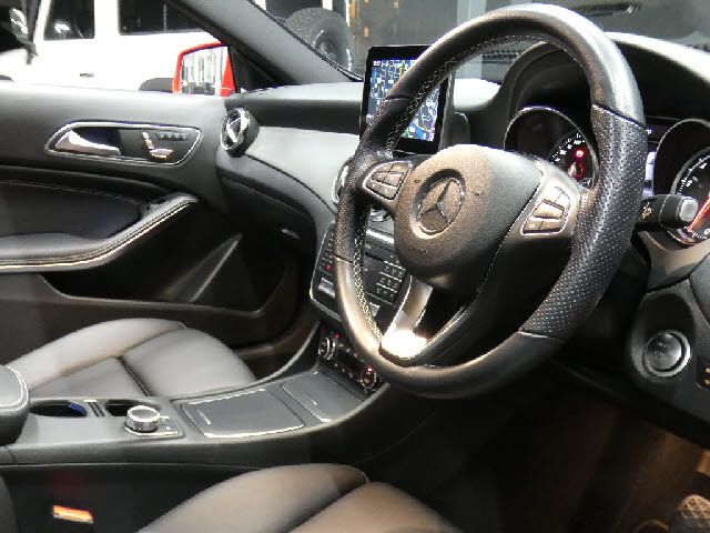MERCEDES BENZ GLA class