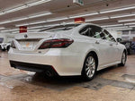 CROWN sedan hybrid