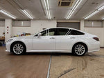 CROWN sedan hybrid