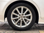 CROWN sedan hybrid