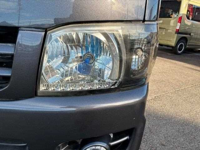 HIACE van 2WD
