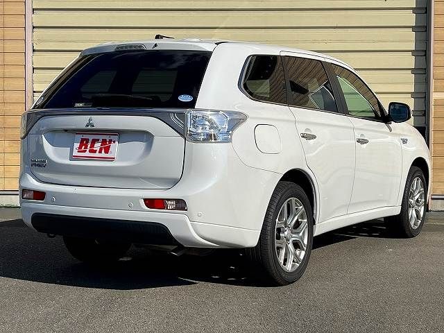 OUTLANDER PHEV