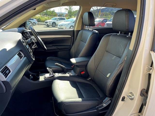 OUTLANDER PHEV