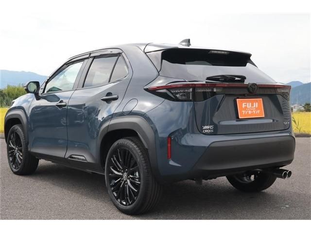 YARIS CROSS HYBRID