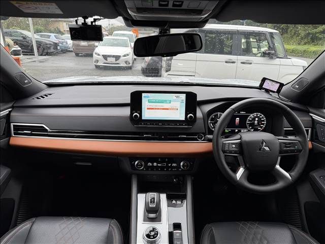 OUTLANDER PHEV