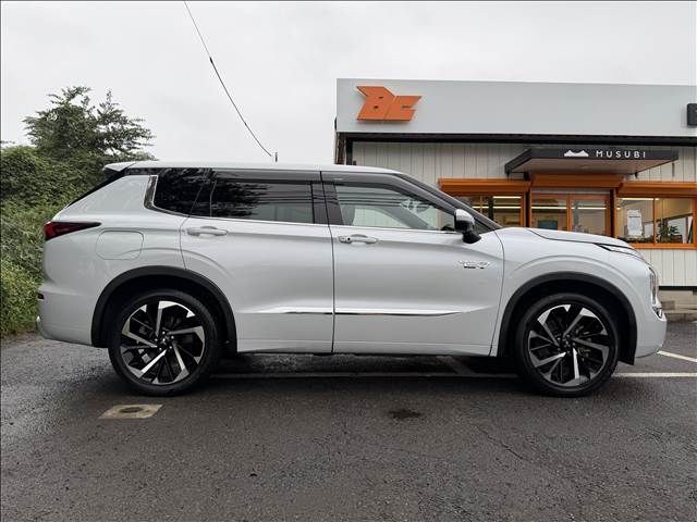 OUTLANDER PHEV