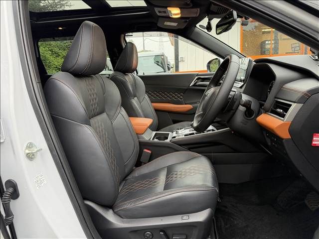 OUTLANDER PHEV