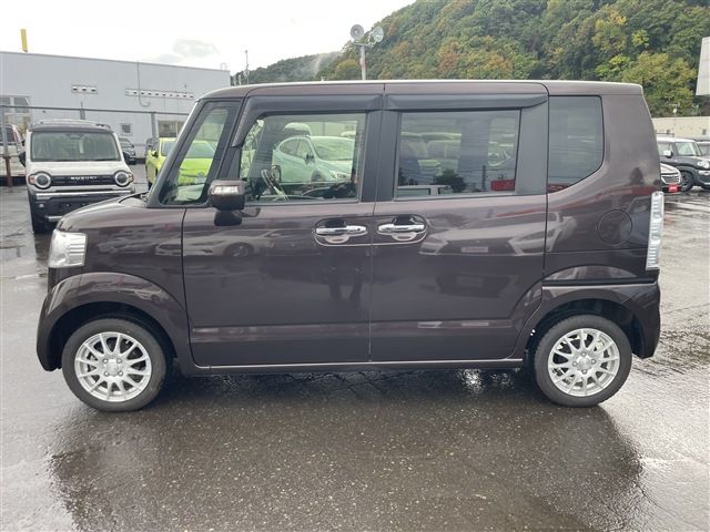 N BOX 4WD