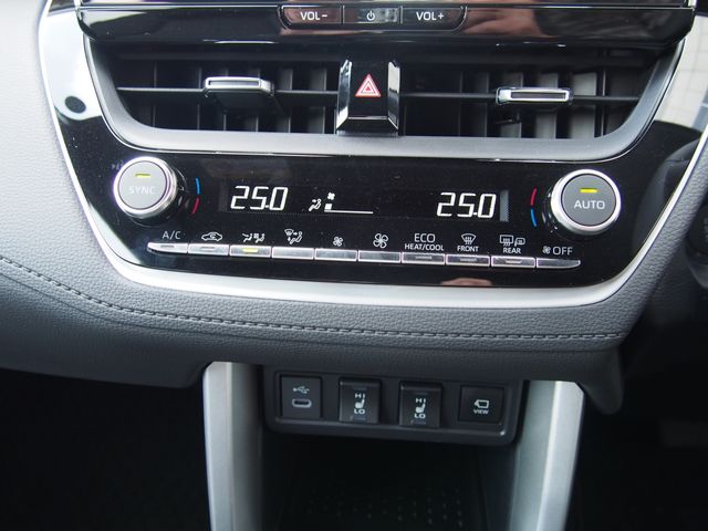 COROLLA CROSS