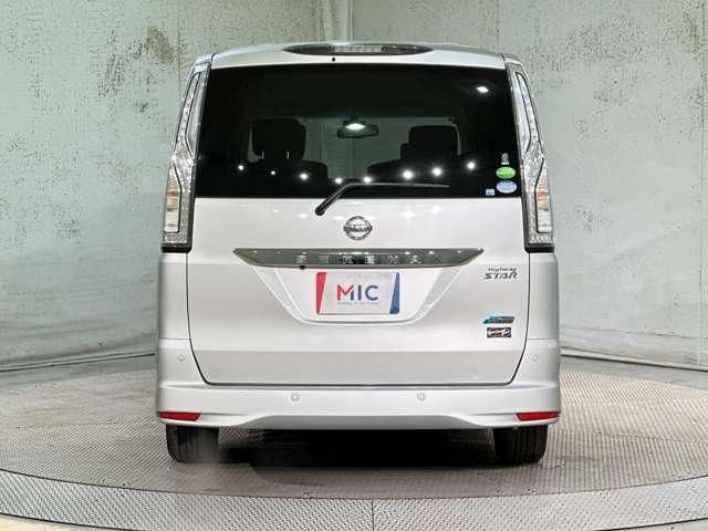 SERENA  S-HYBRID 4WD