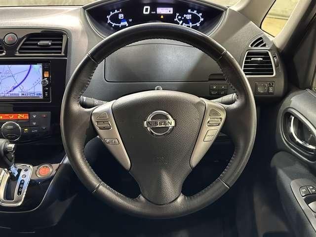 SERENA  S-HYBRID 4WD