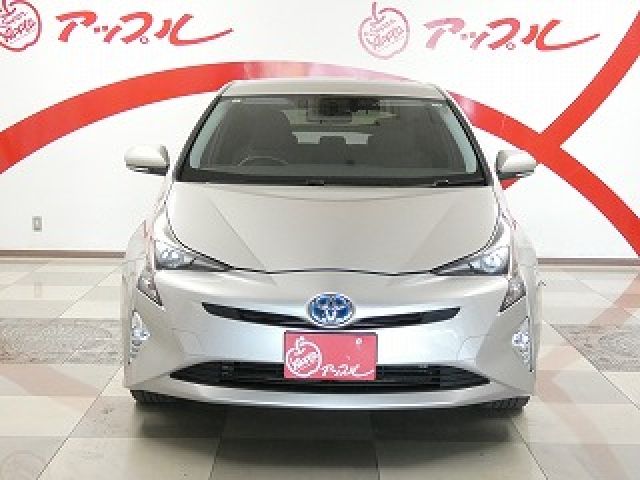 PRIUS 4WD