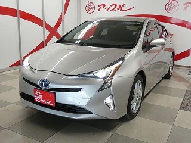 PRIUS 4WD