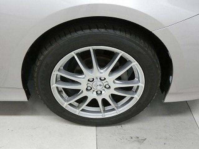 PRIUS 4WD