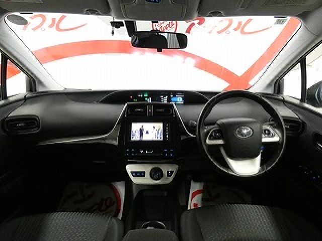 PRIUS 4WD