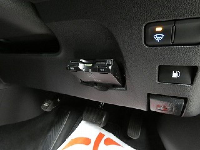PRIUS 4WD