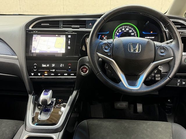 SHUTTLE HYBRID