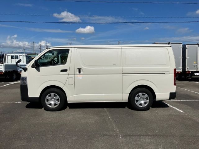 HIACE van 1.2t 2WD