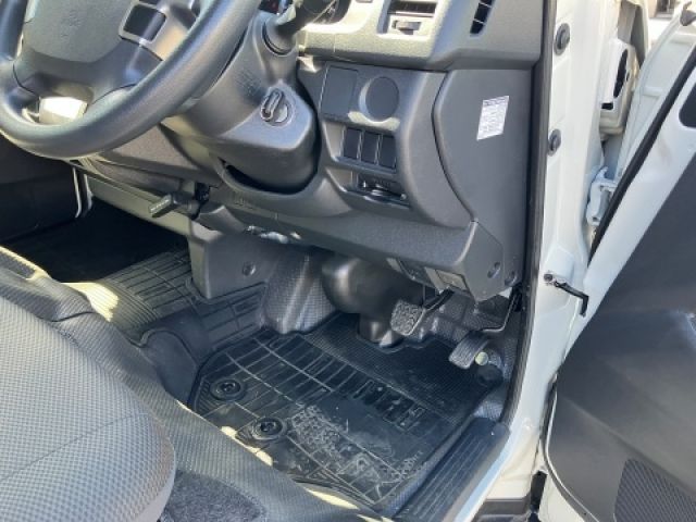 HIACE van 1.2t 2WD