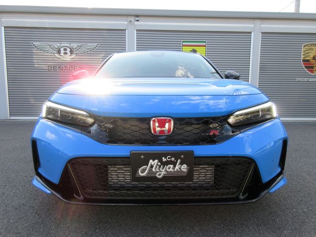 CIVIC hatchback