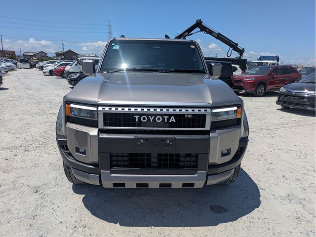 LANDCRUISER 250