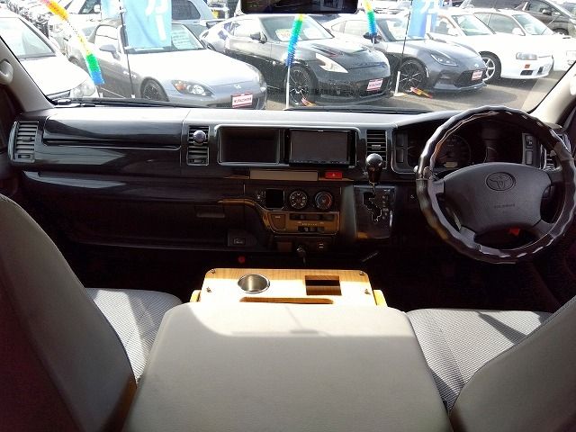 HIACE wagon