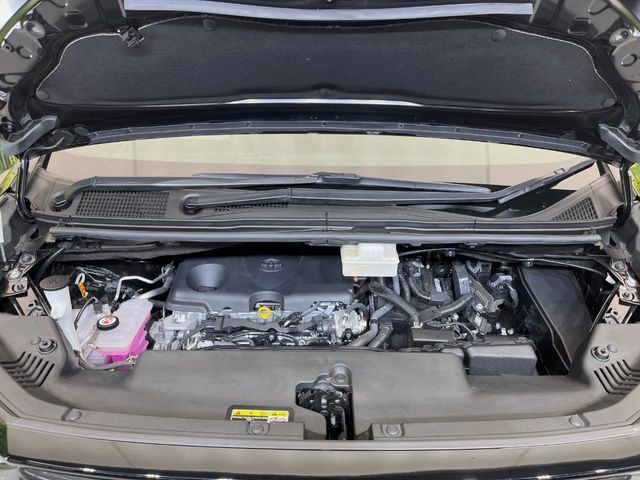 ALPHARD hybrid