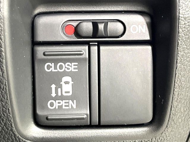 N BOX