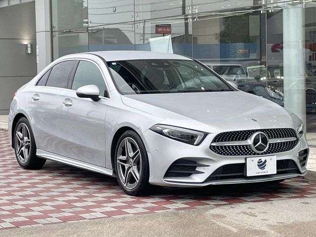 MERCEDES BENZ A class sedan
