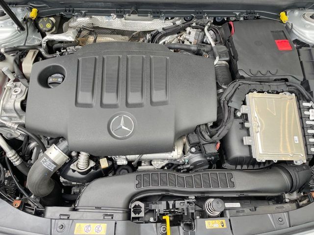 MERCEDES BENZ A class sedan