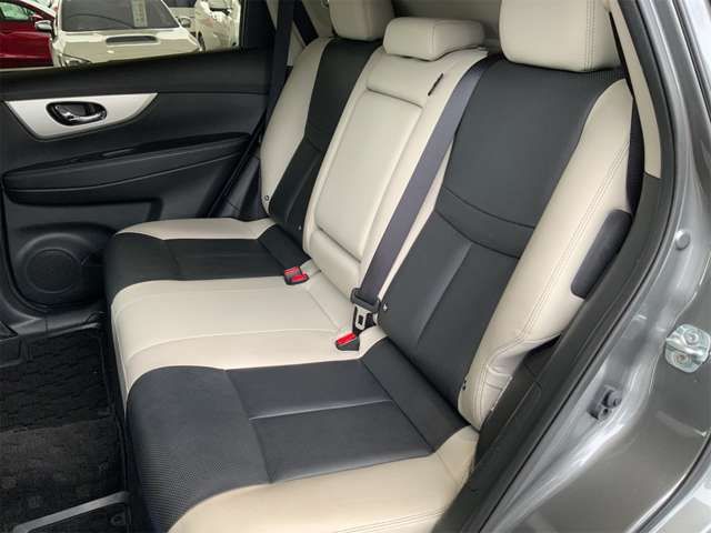 X-TRAIL HYBRID 4WD