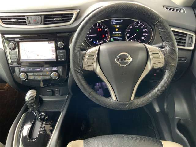 X-TRAIL HYBRID 4WD