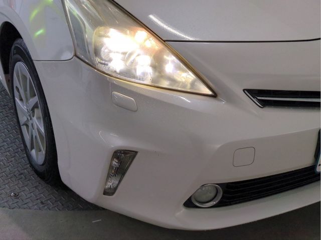 PRIUS Alpha
