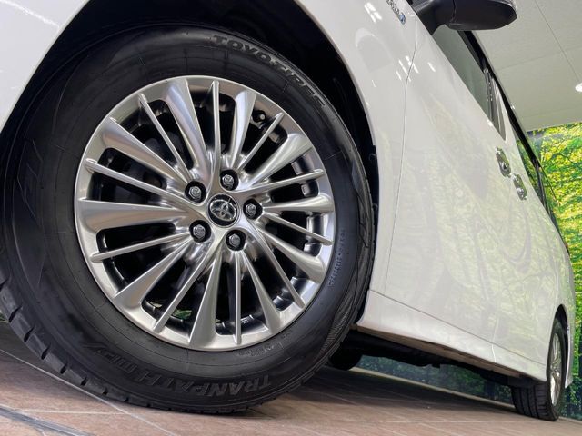 ALPHARD hybrid 4WD