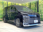 VOXY HYBRID