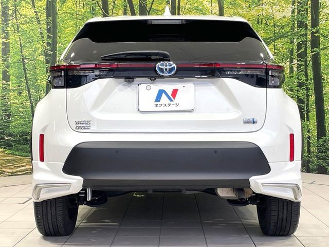 YARIS CROSS HYBRID