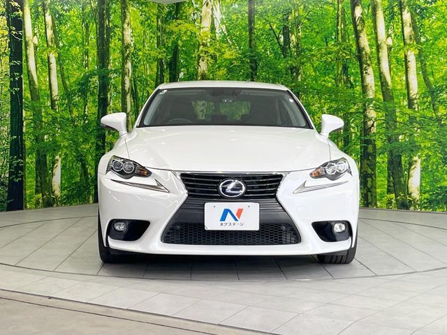 LEXUS IS300h