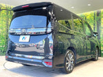 VOXY HYBRID