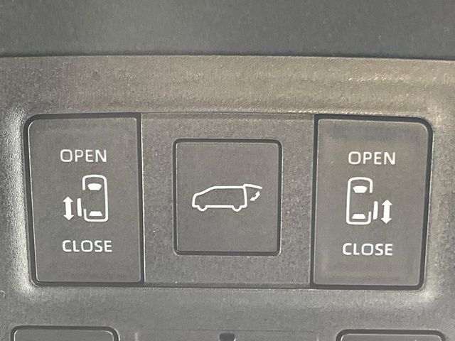 NOAH HYBRID 4WD