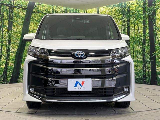 NOAH HYBRID 4WD