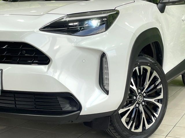 YARIS CROSS HYBRID