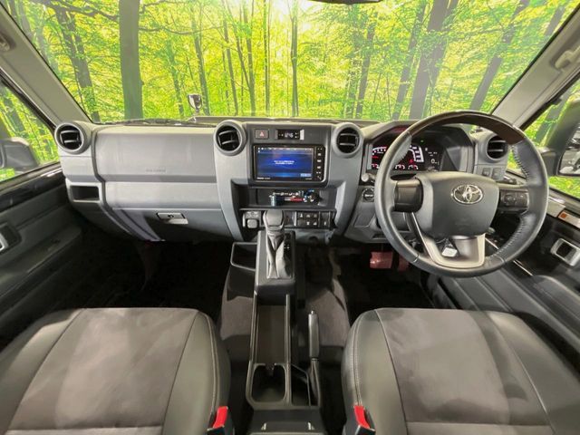 LANDCRUISER 70